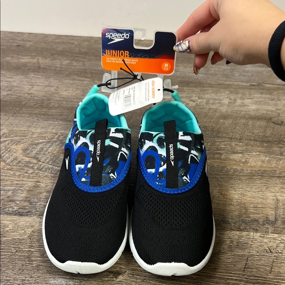 Speedo Junior Aqua Skimmer Water Shoes – Black/Blue (2–3) ( 2 pairs)